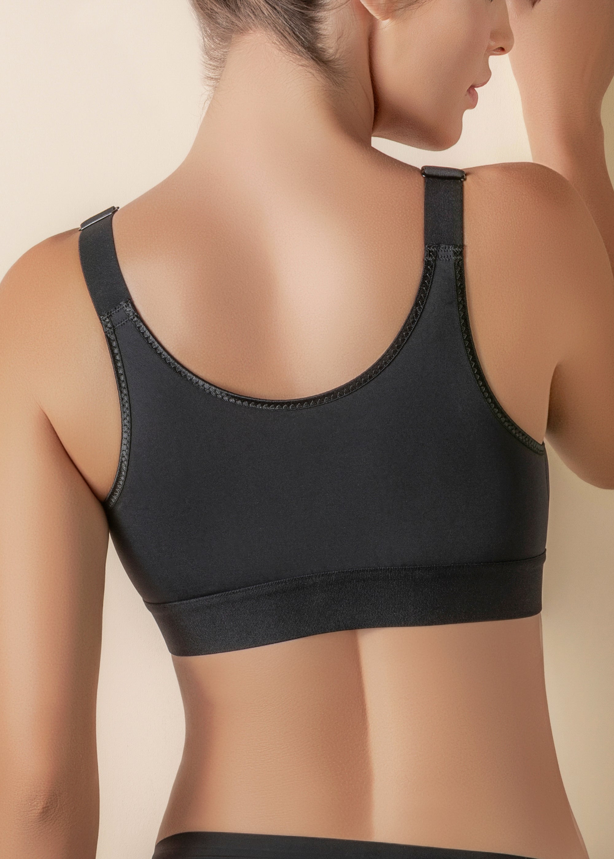 Soutien-gorge post-opératoire avec ouverture sur le devant